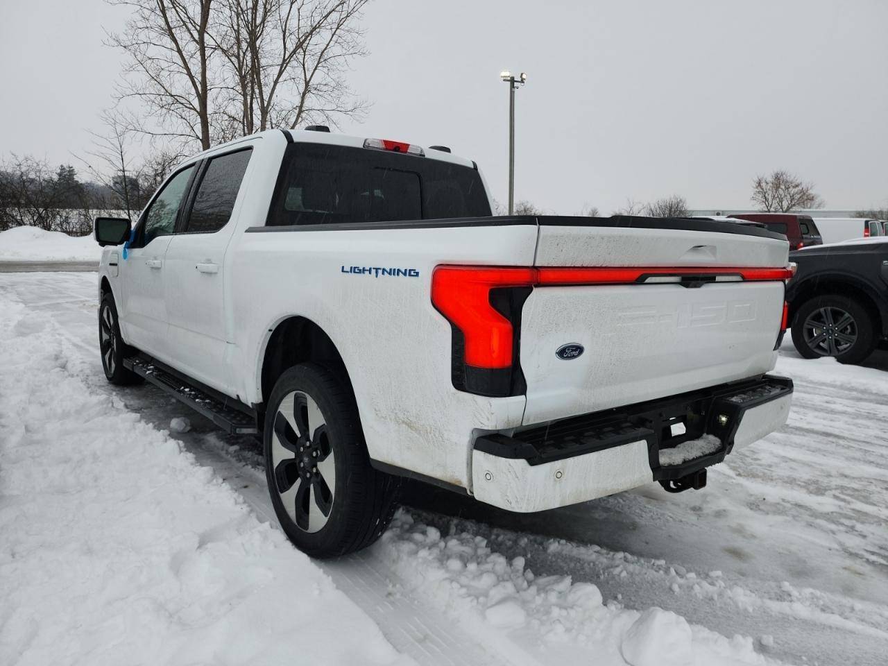 2022 Ford F-150 Lightning PLATINUM I EXTENDED BATTERY LONG RANGE Photo