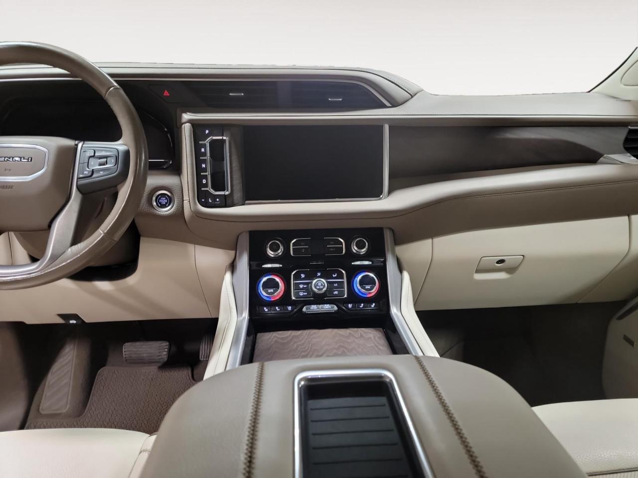 2023 GMC Yukon Denali 4X4 Photo