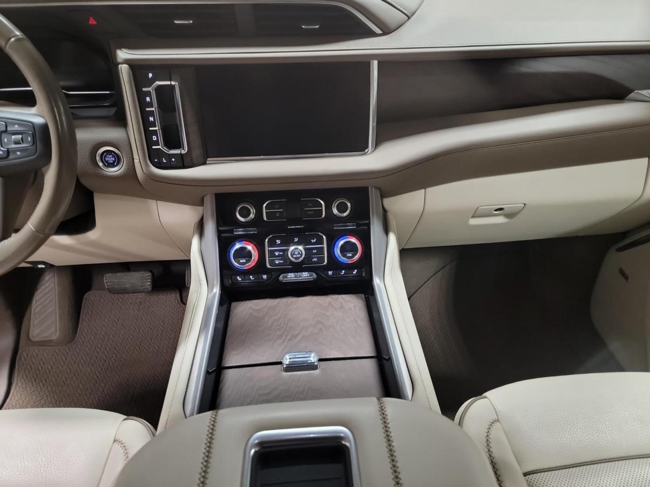 2023 GMC Yukon Denali 4X4 Photo