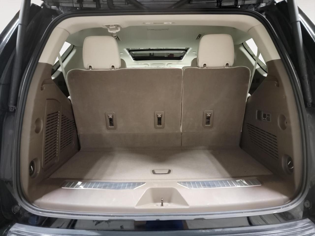 2023 GMC Yukon Denali 4X4 Photo