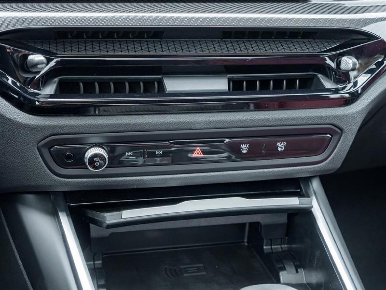 2026 BMW 330 i xDrive 4dr All-Wheel Drive Sedan Photo