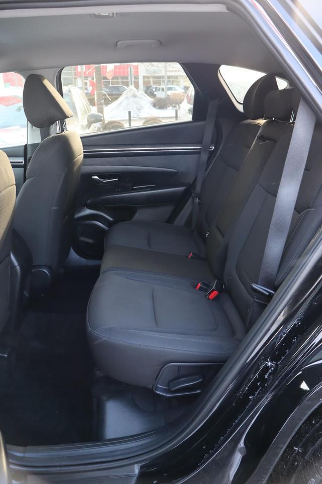 2023 Hyundai Tucson Essential 4dr All-Wheel Drive Photo