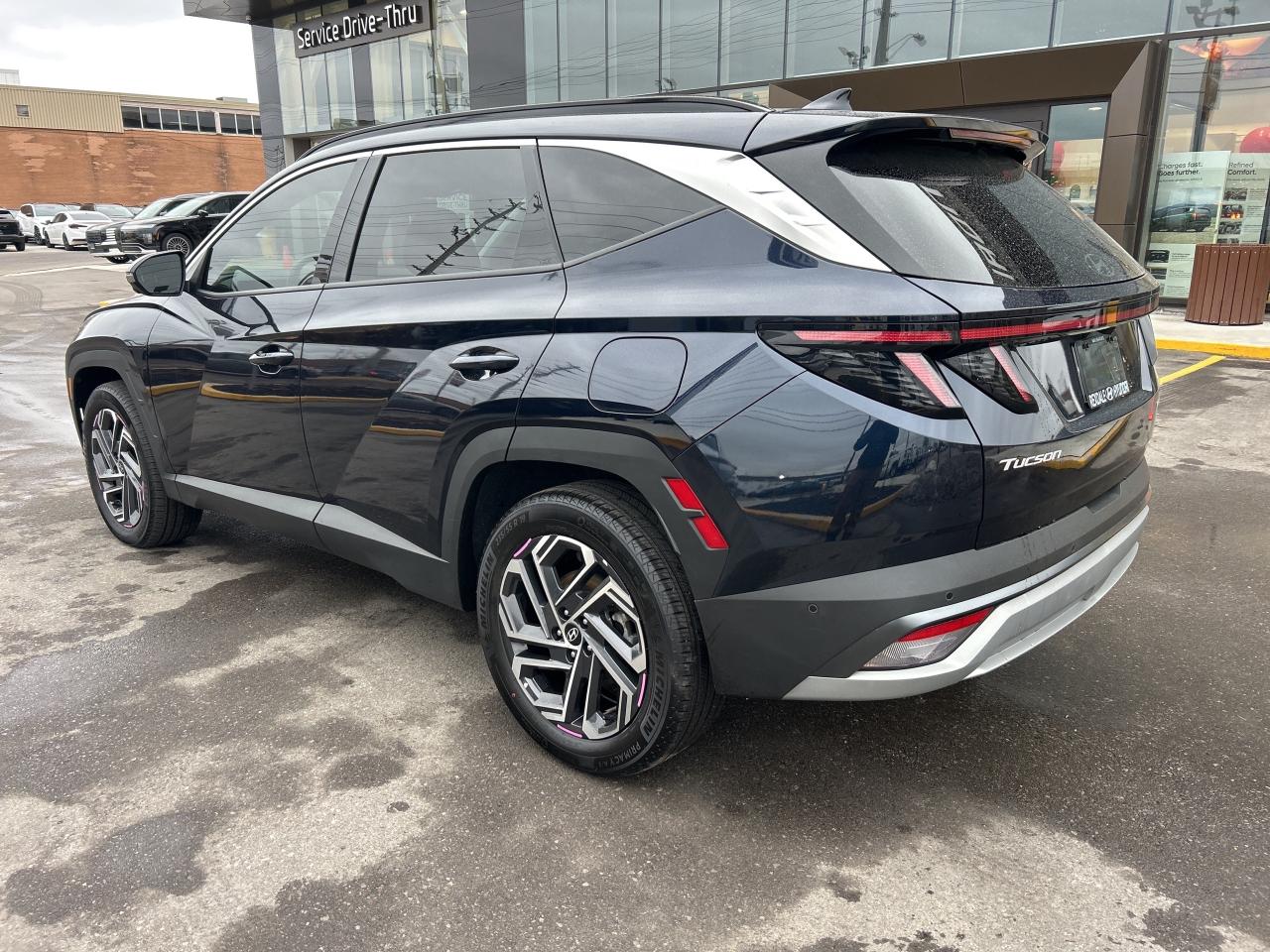 2025 Hyundai Tucson Hybrid Ultimate AWD   Starting from 4.49% OAC Photo