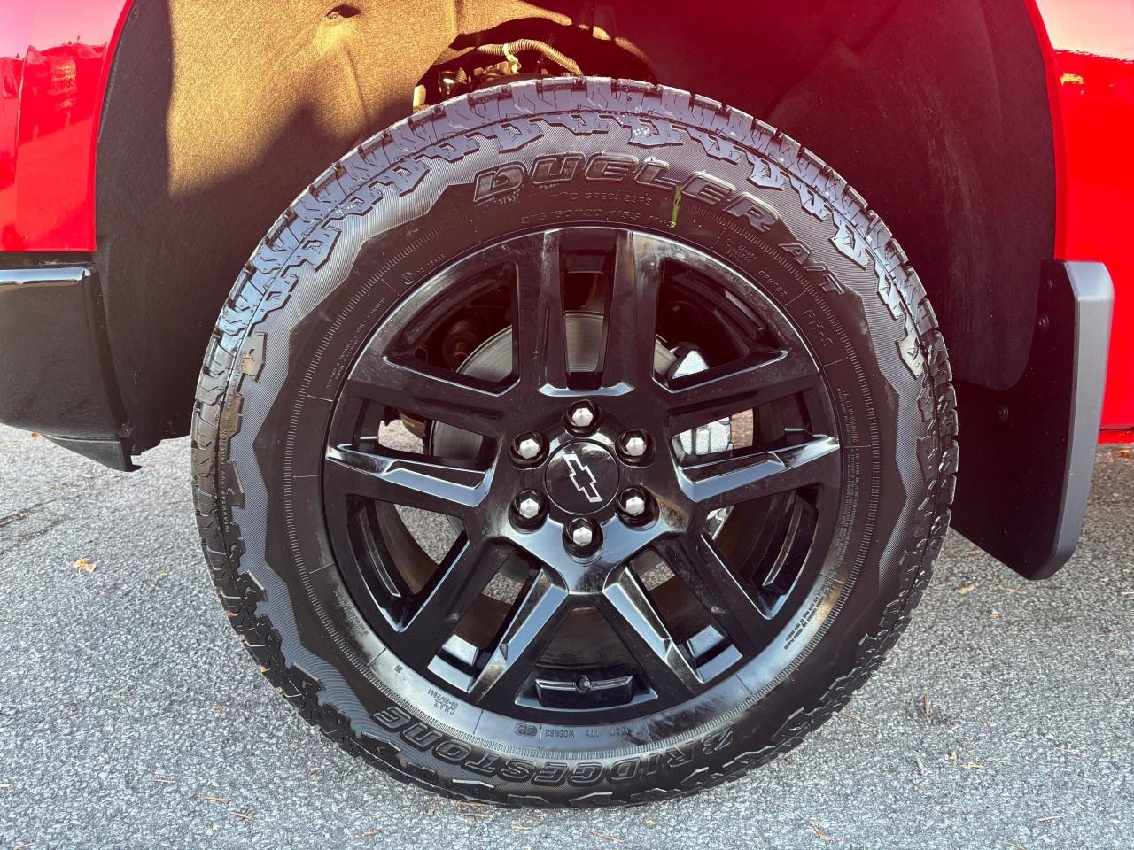 2026 Chevrolet Silverado 1500 Crew Cab Short Box 4-Wheel Drive Custom Trail Boss Photo