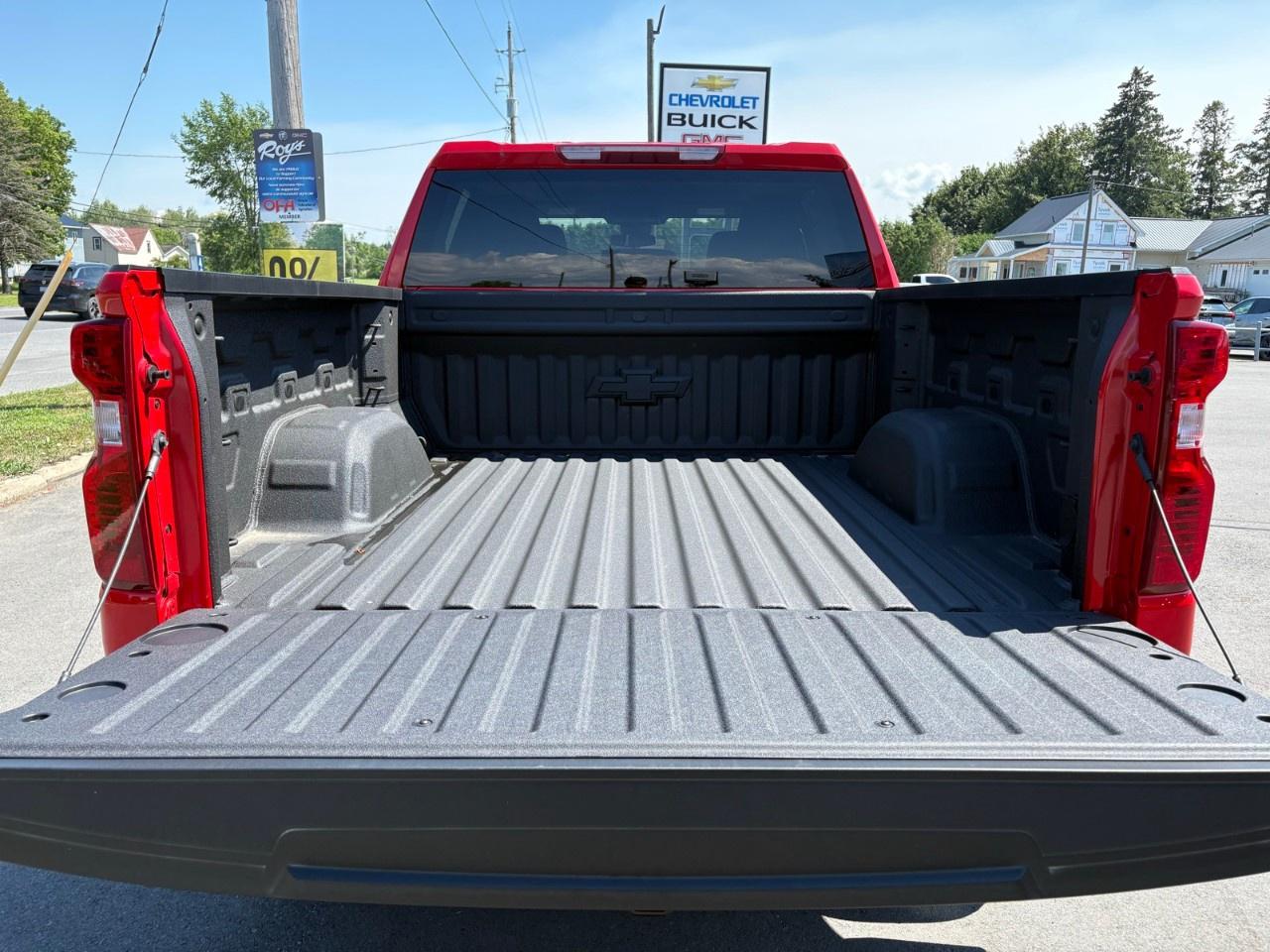 2026 Chevrolet Silverado 1500 Crew Cab Short Box 4-Wheel Drive Custom Trail Boss Photo
