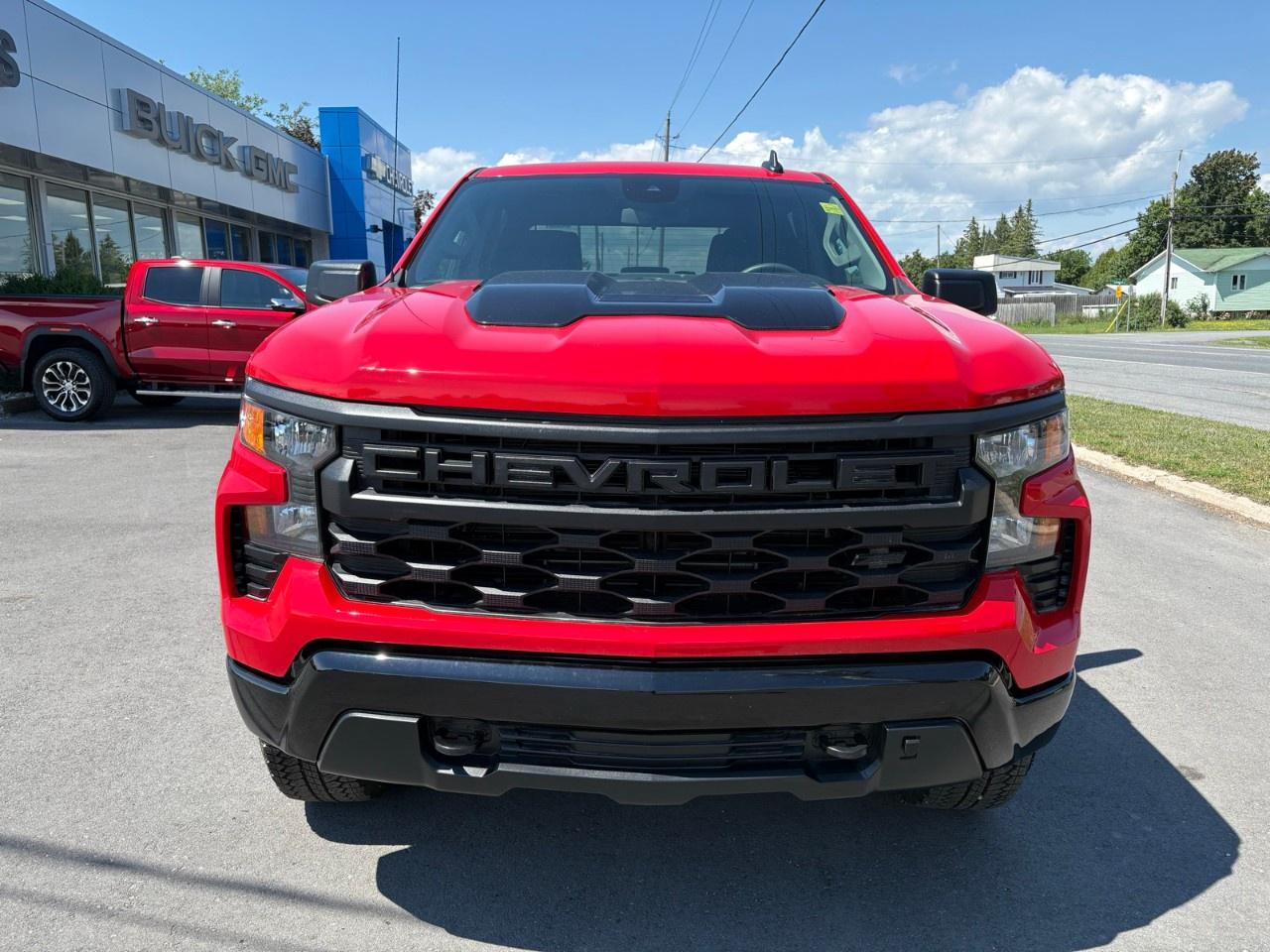 2026 Chevrolet Silverado 1500 Crew Cab Short Box 4-Wheel Drive Custom Trail Boss Photo1