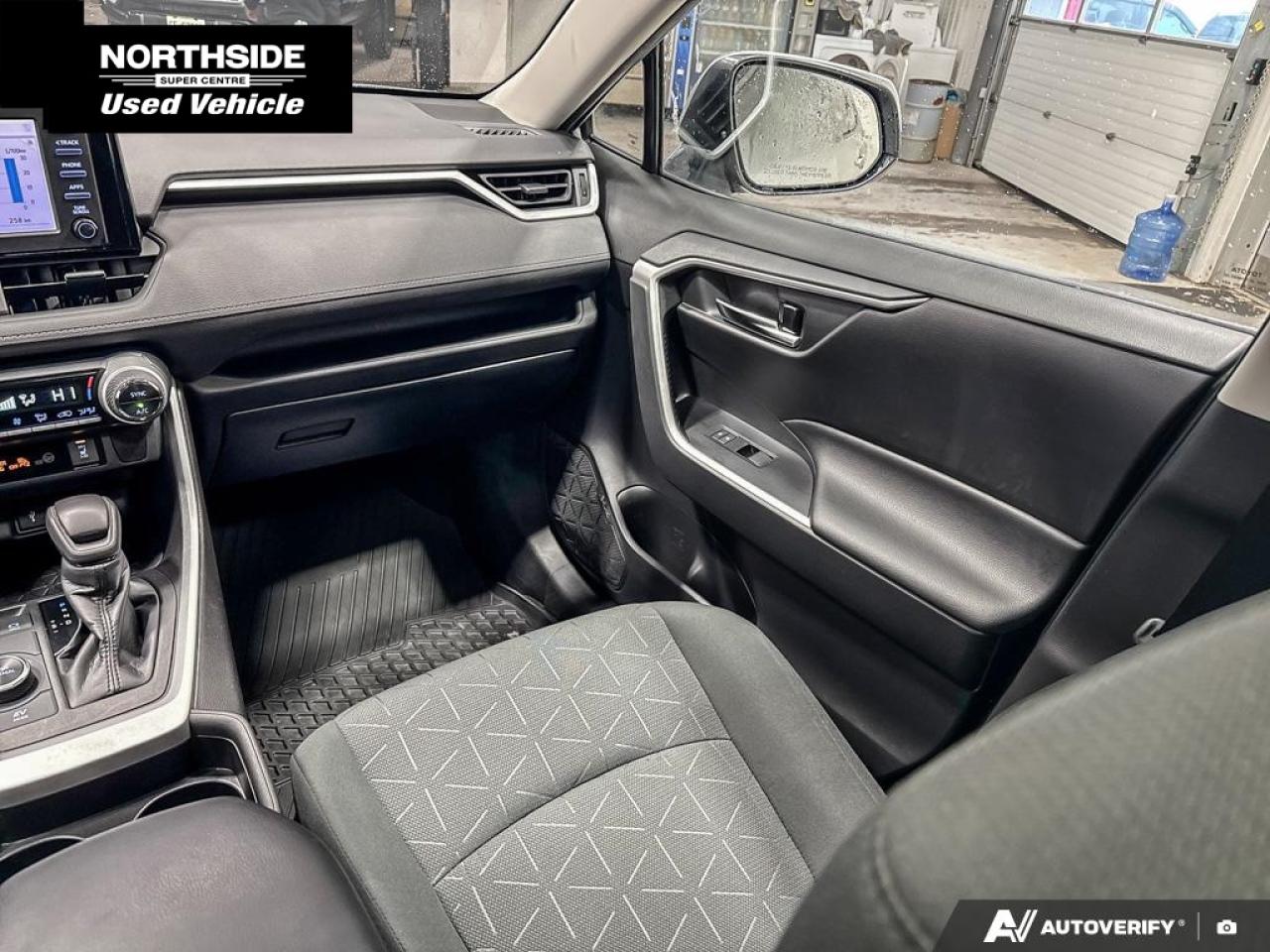2021 Toyota RAV4 Hybrid XLE 4dr All-Wheel Drive Photo