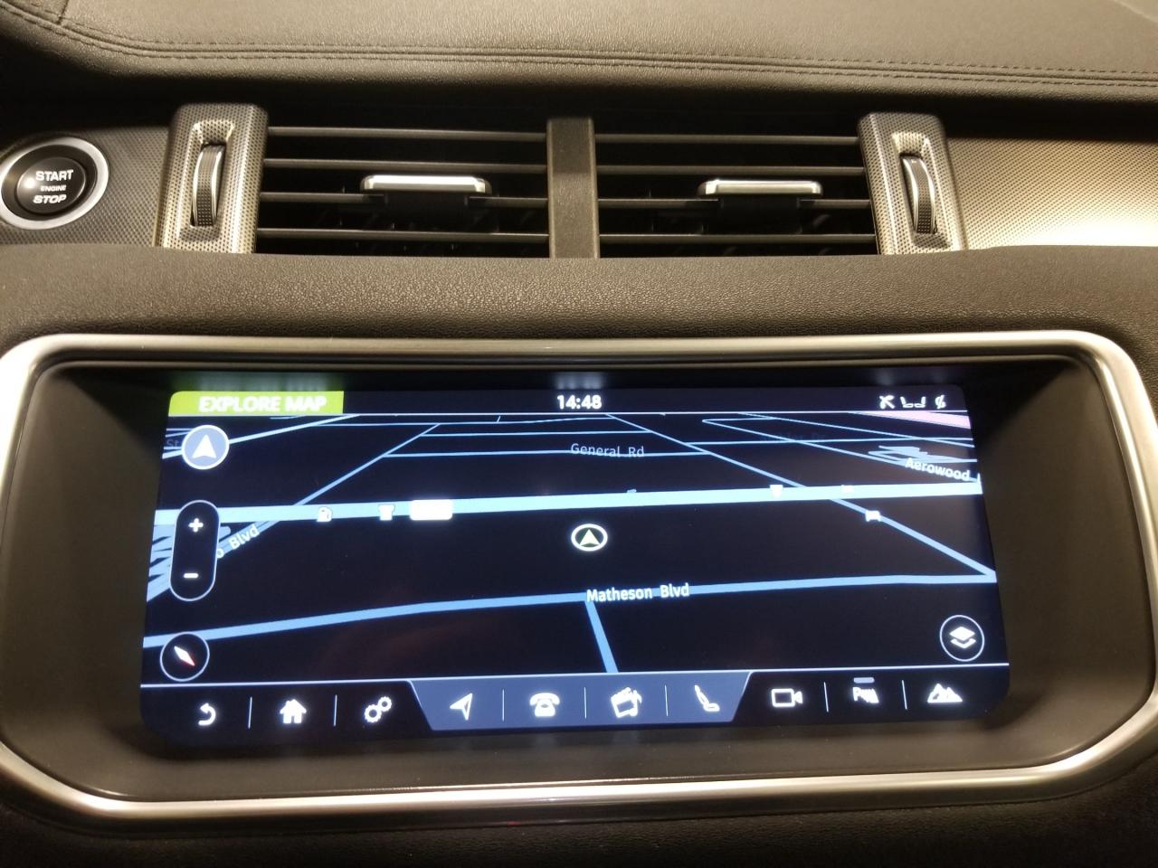 2019 Land Rover Range Rover Evoque SE 4x4 5-Door Photo