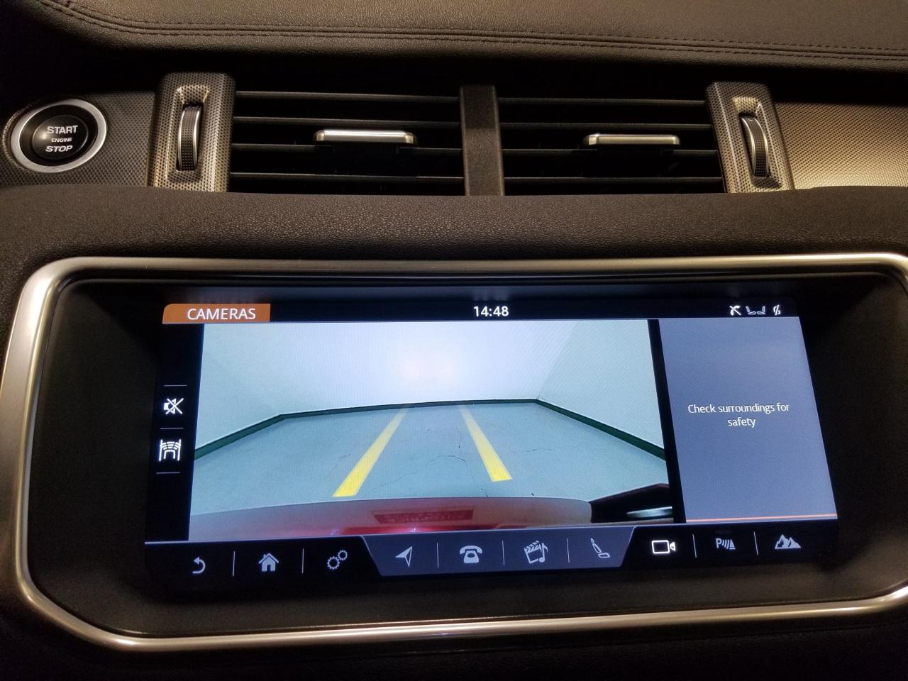 2019 Land Rover Range Rover Evoque SE 4x4 5-Door Photo