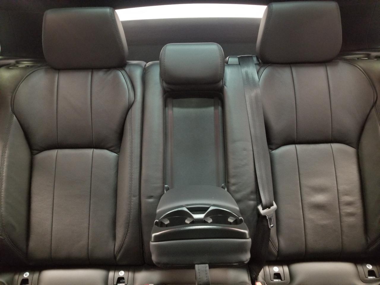 2019 Land Rover Range Rover Evoque SE 4x4 5-Door Photo