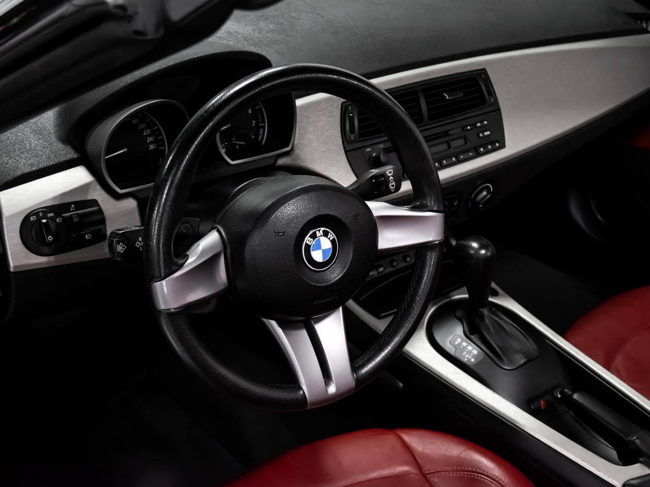 2005 BMW Z4 ROADSTER 2.5i SOFT TOP RED INT AUTOMATIC Photo