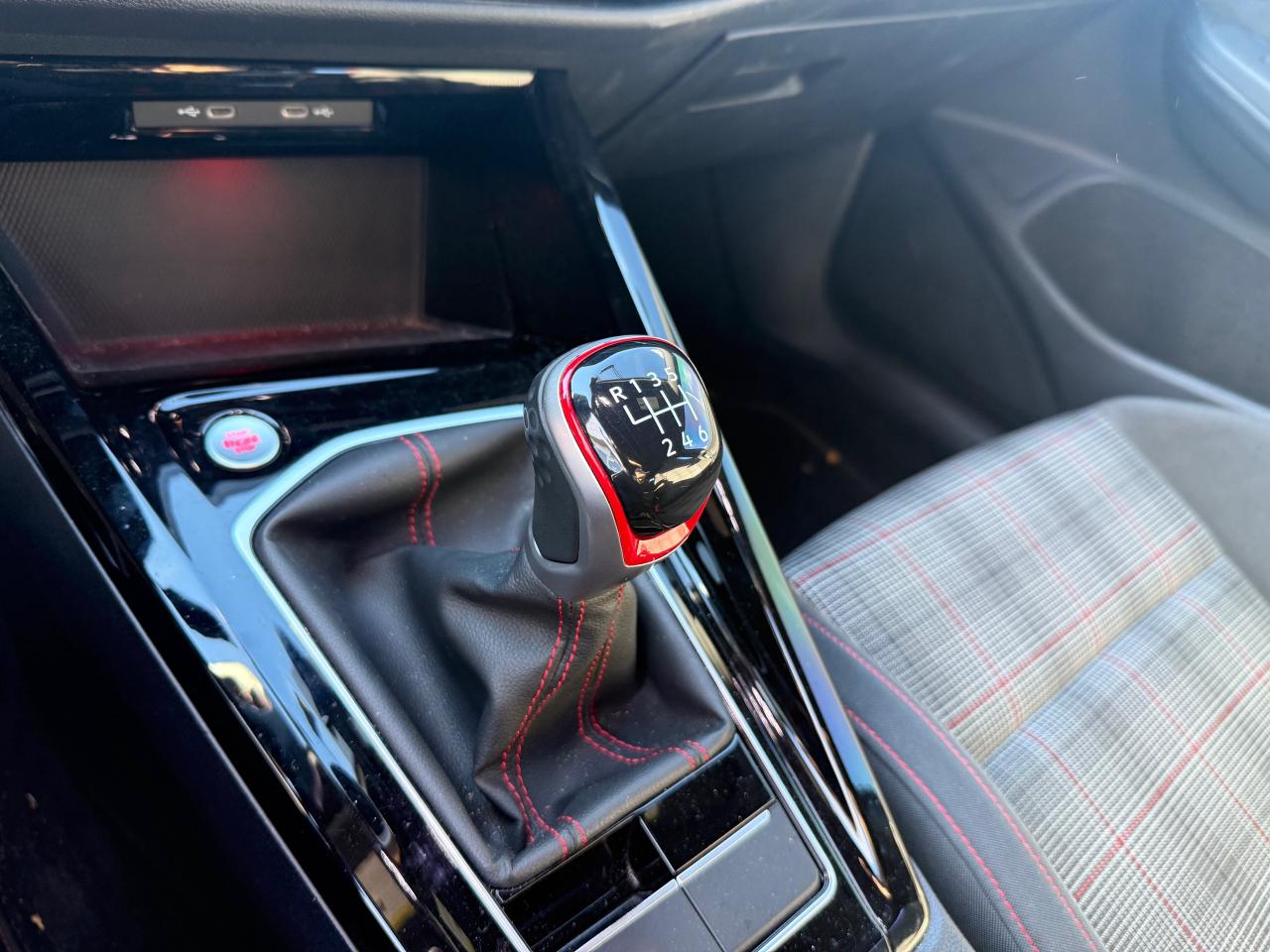 2024 Volkswagen Golf GTI 380 Autobahn 4dr Hatchback Photo