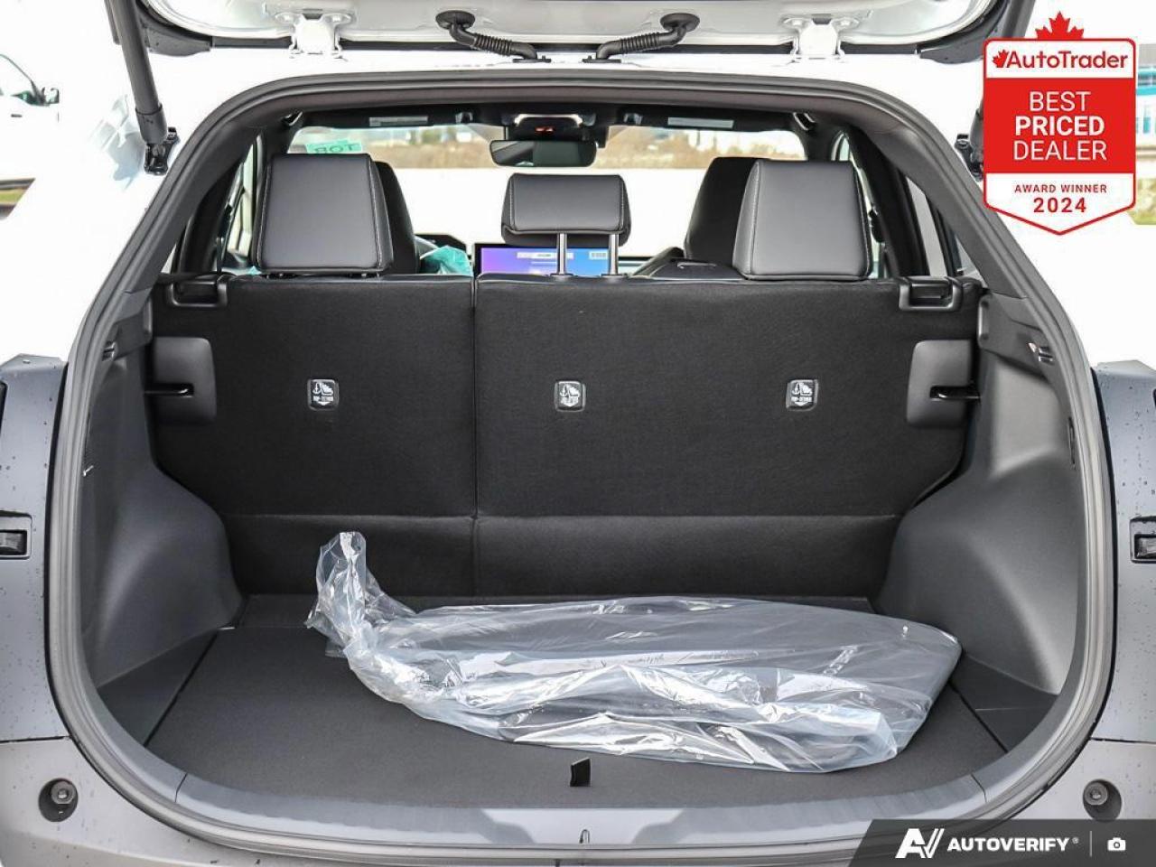 2026 Subaru Solterra Luxury 4dr All-Wheel Drive Photo