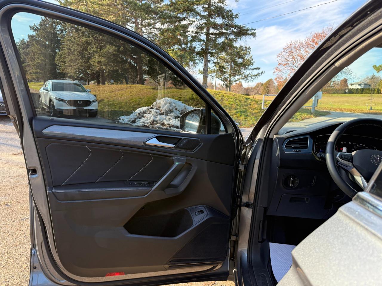 2022 Volkswagen Tiguan Comfortline 4dr All-wheel Drive 4MOTION Photo