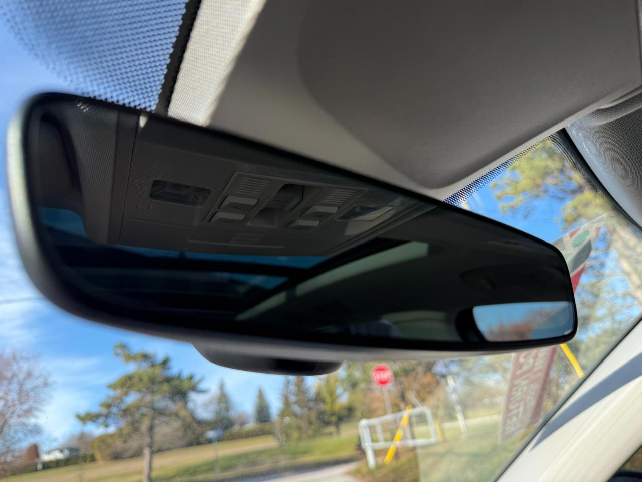 2022 Volkswagen Tiguan Comfortline 4dr All-wheel Drive 4MOTION Photo