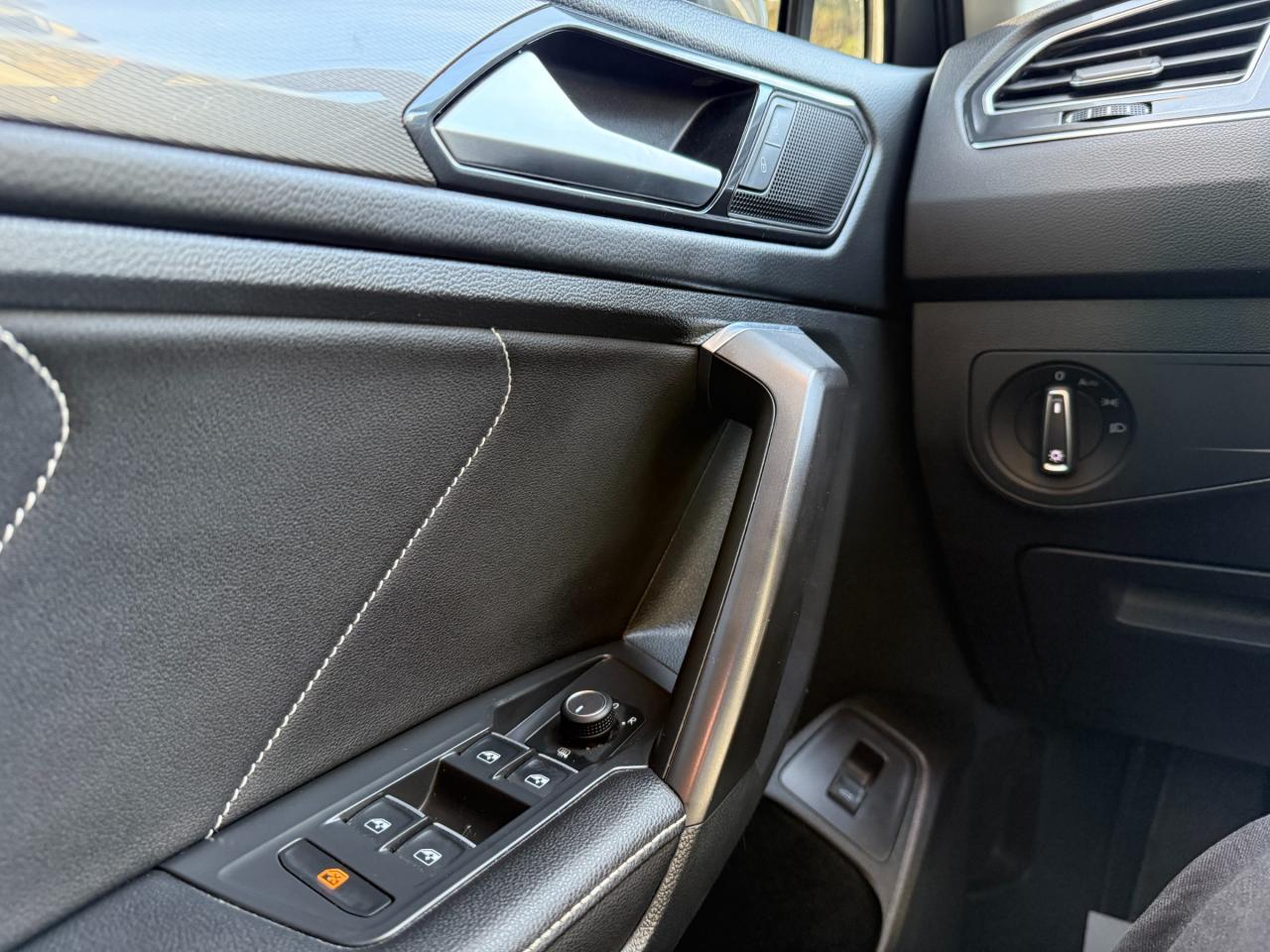 2022 Volkswagen Tiguan Comfortline 4dr All-wheel Drive 4MOTION Photo