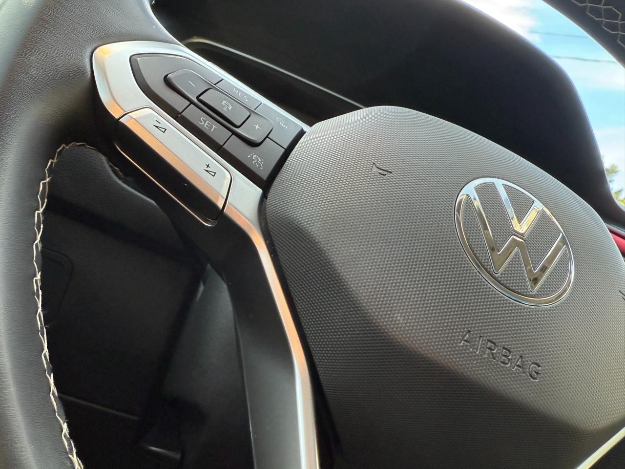 2022 Volkswagen Tiguan Comfortline 4dr All-wheel Drive 4MOTION Photo