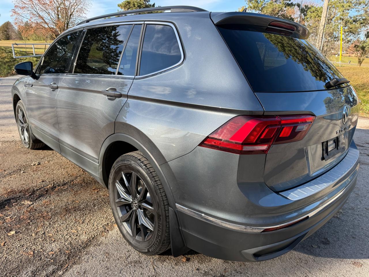 2022 Volkswagen Tiguan Comfortline 4dr All-wheel Drive 4MOTION Photo