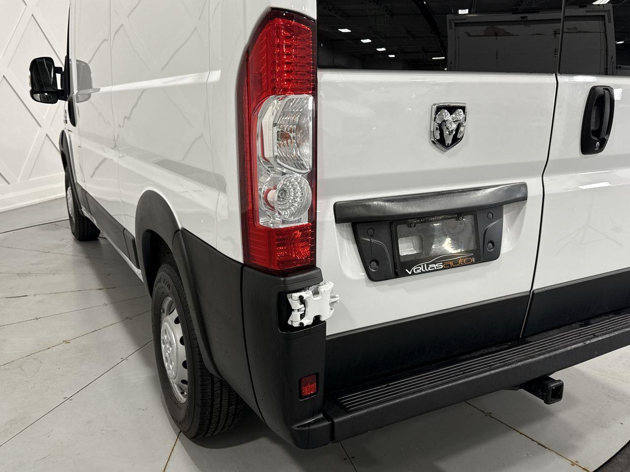 2020 RAM ProMaster 1500 Low Roof Cargo Van 136 in. WB Photo