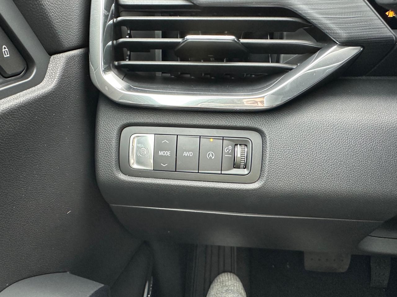 2026 GMC Acadia Elevation 4dr All-Wheel Drive Photo