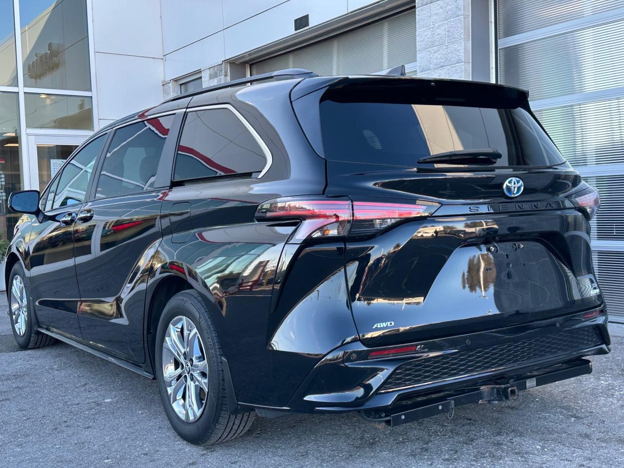 2023 Toyota Sienna XSE 7-Passenger 4dr All-Wheel Drive Passenger Van Photo