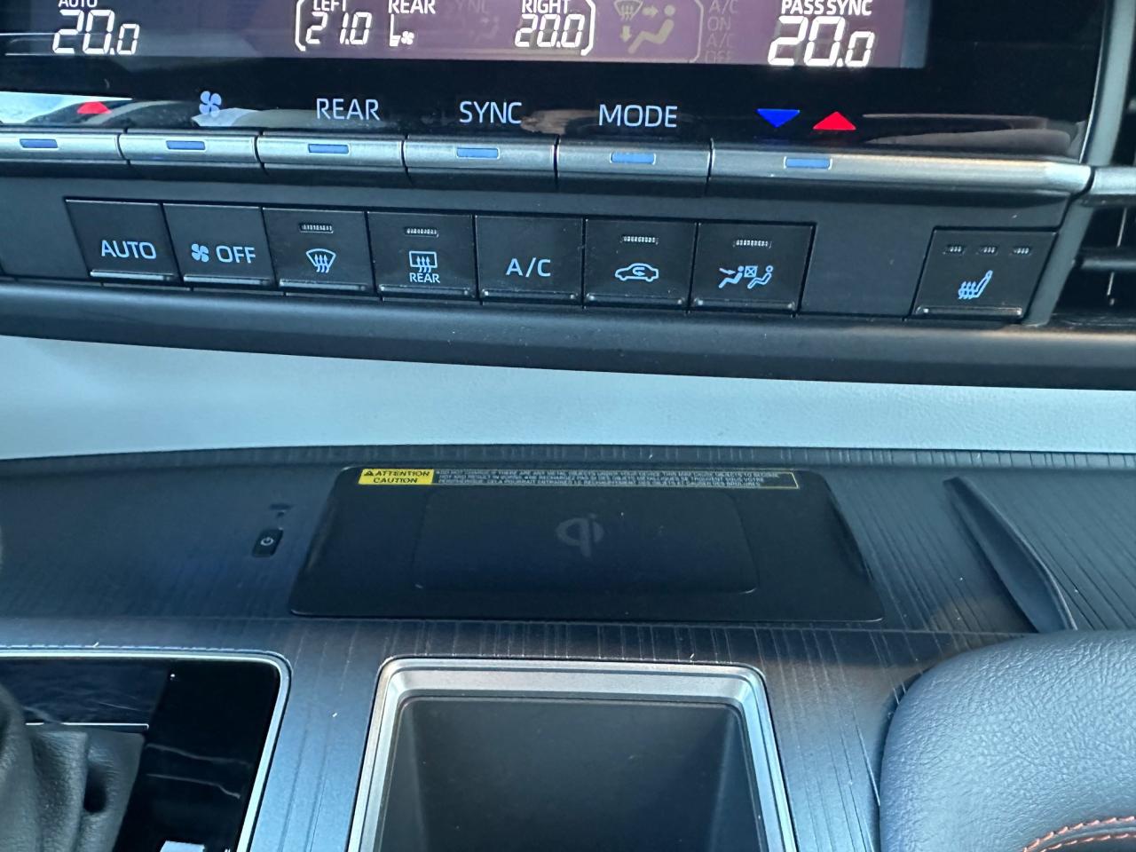 2023 Toyota Sienna XSE 7-Passenger 4dr All-Wheel Drive Passenger Van Photo