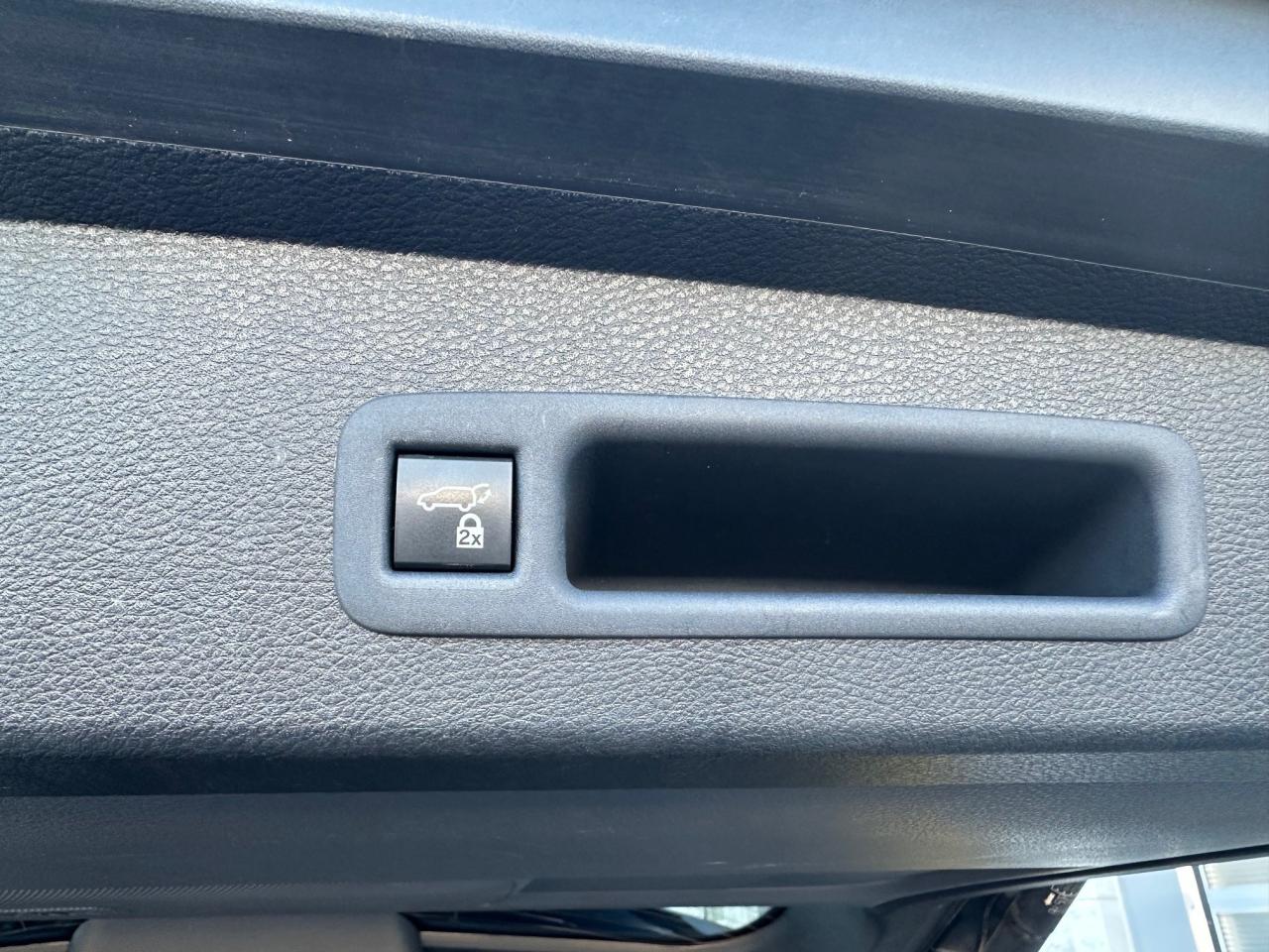 2023 Toyota Sienna XSE 7-Passenger 4dr All-Wheel Drive Passenger Van Photo