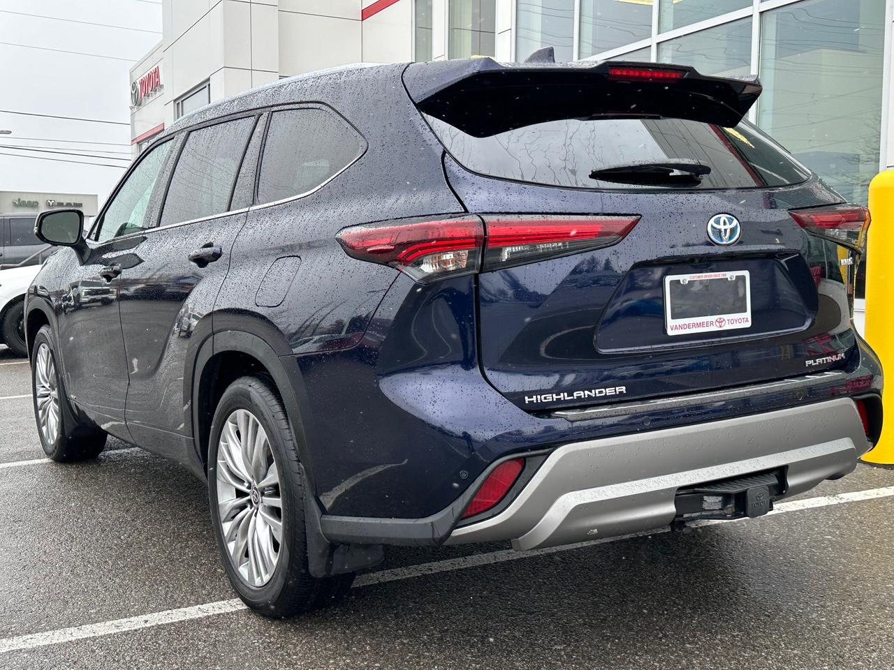 2024 Toyota Highlander Hybrid Limited 4dr All-Wheel Drive Photo