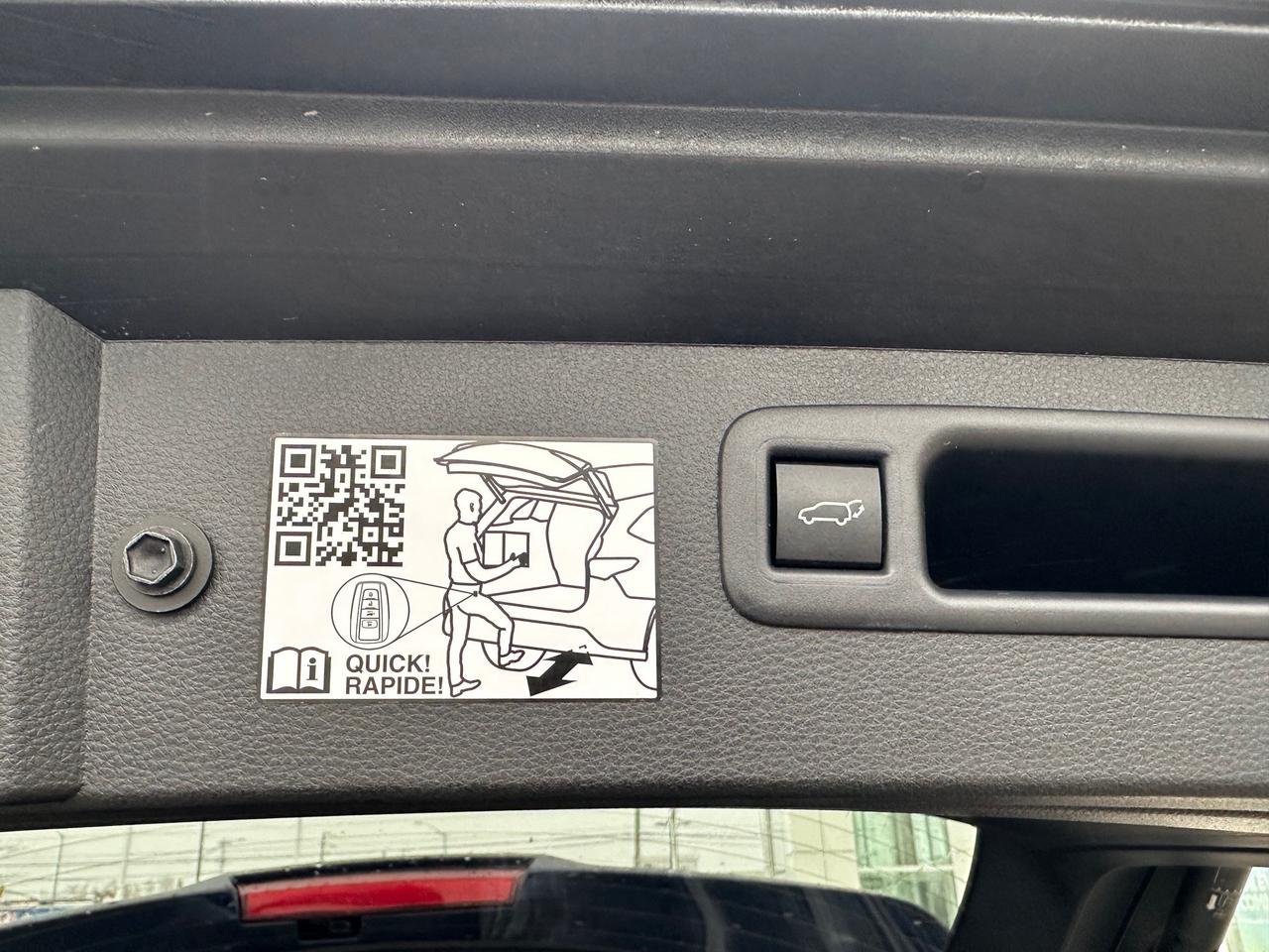 2024 Toyota Highlander Hybrid Limited 4dr All-Wheel Drive Photo