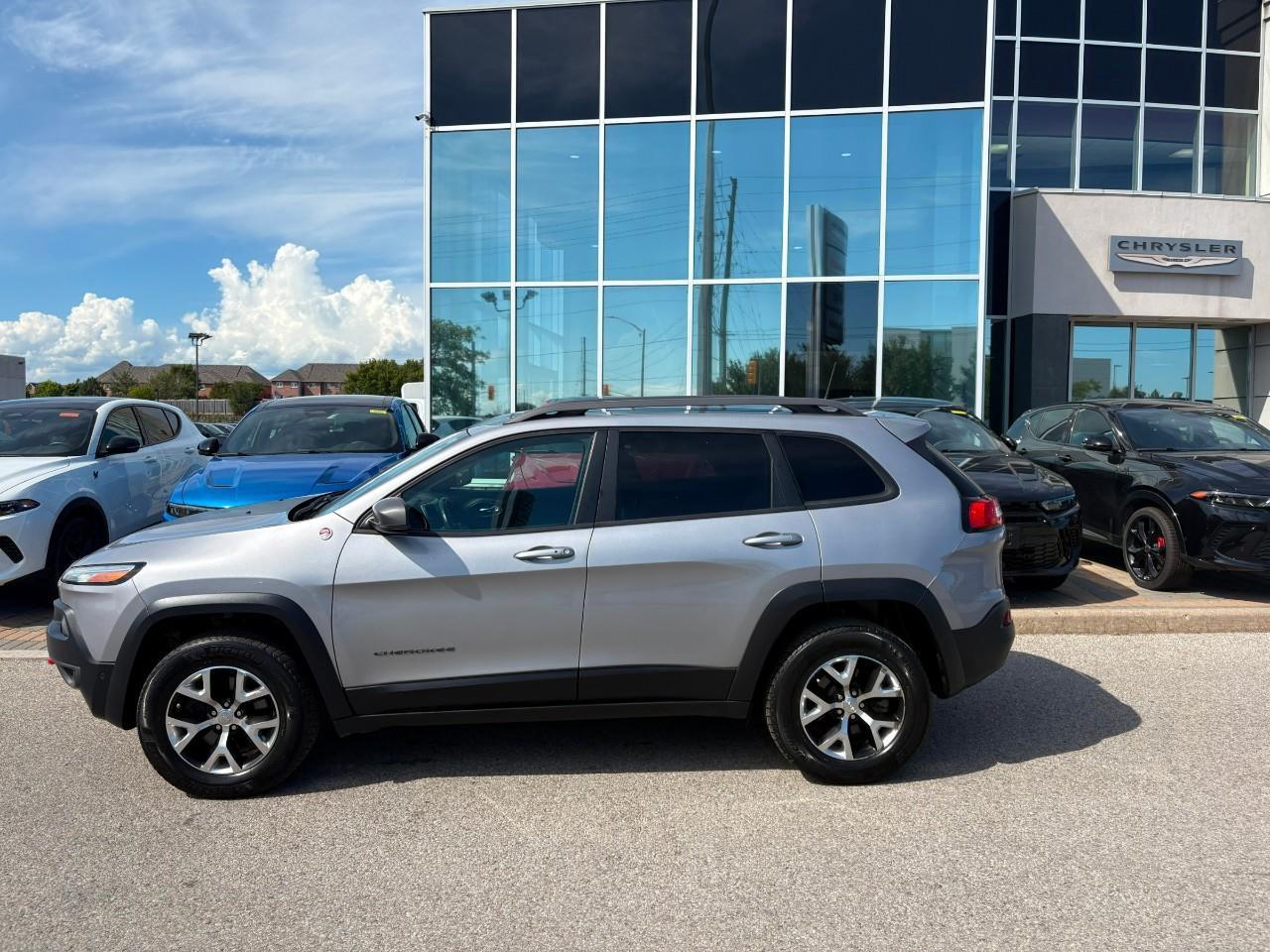 2018 Jeep Cherokee Trailhawk 4dr 4x4 Photo