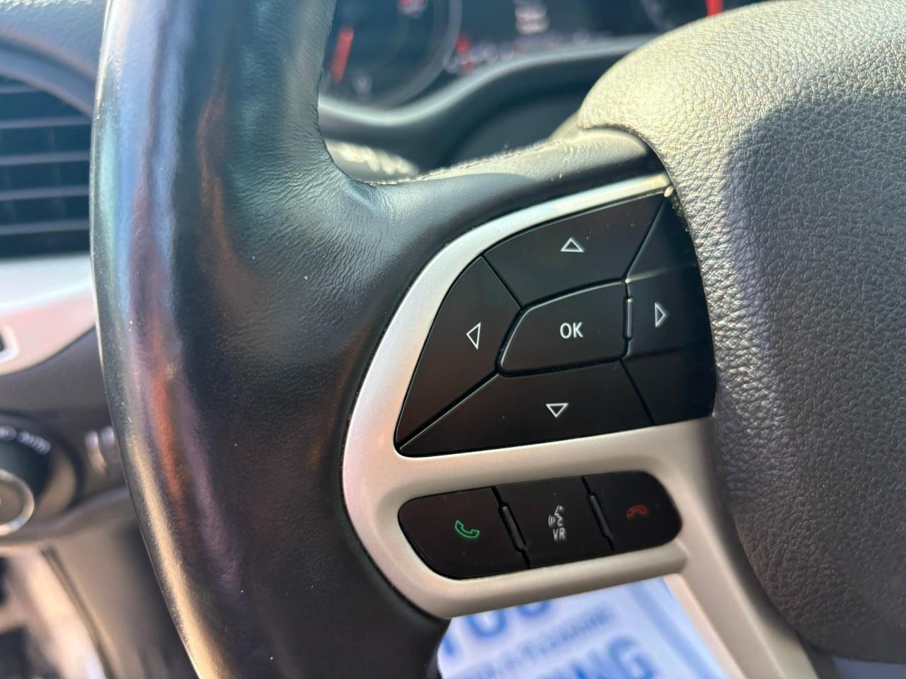 2018 Jeep Cherokee Trailhawk 4dr 4x4 Photo