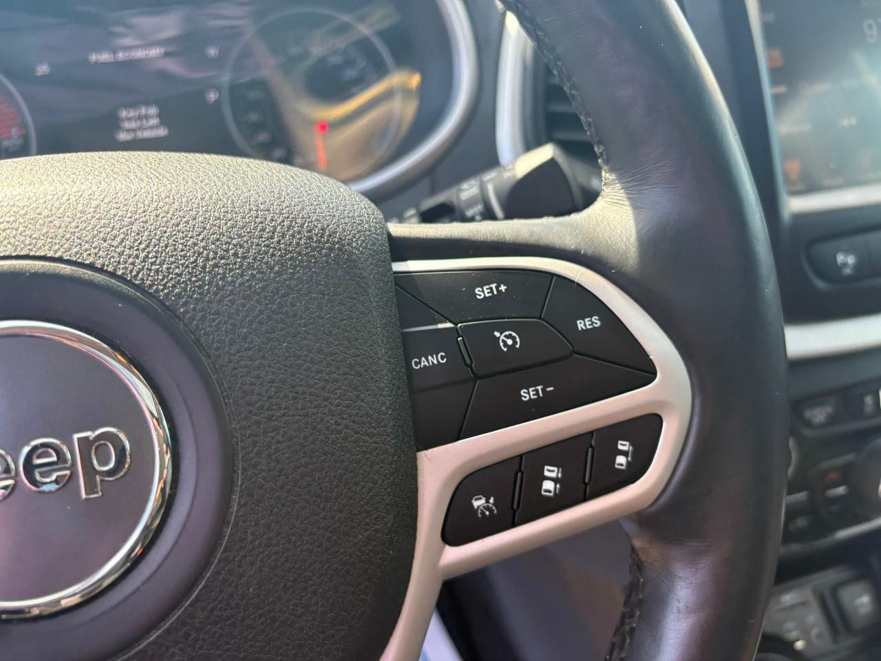 2018 Jeep Cherokee Trailhawk 4dr 4x4 Photo