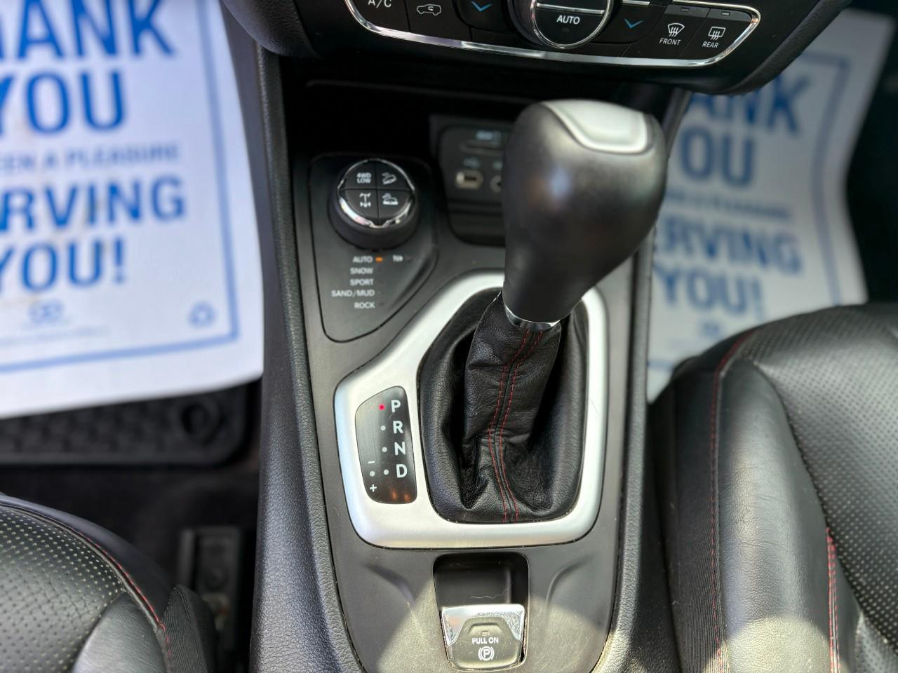 2018 Jeep Cherokee Trailhawk 4dr 4x4 Photo