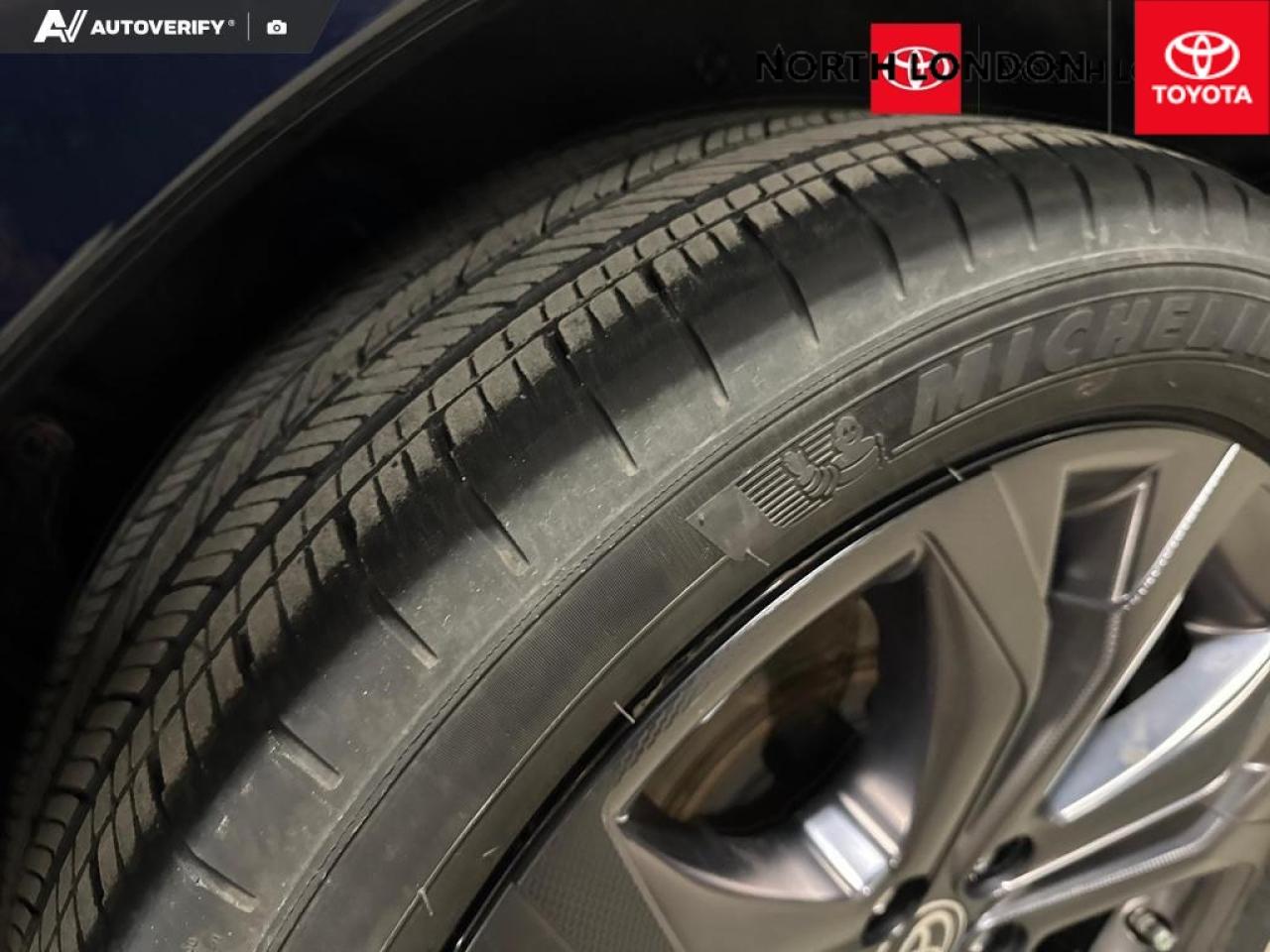 2023 Toyota Sienna XSE 7-Passenger 4dr Front-Wheel Drive Passenger Van Photo