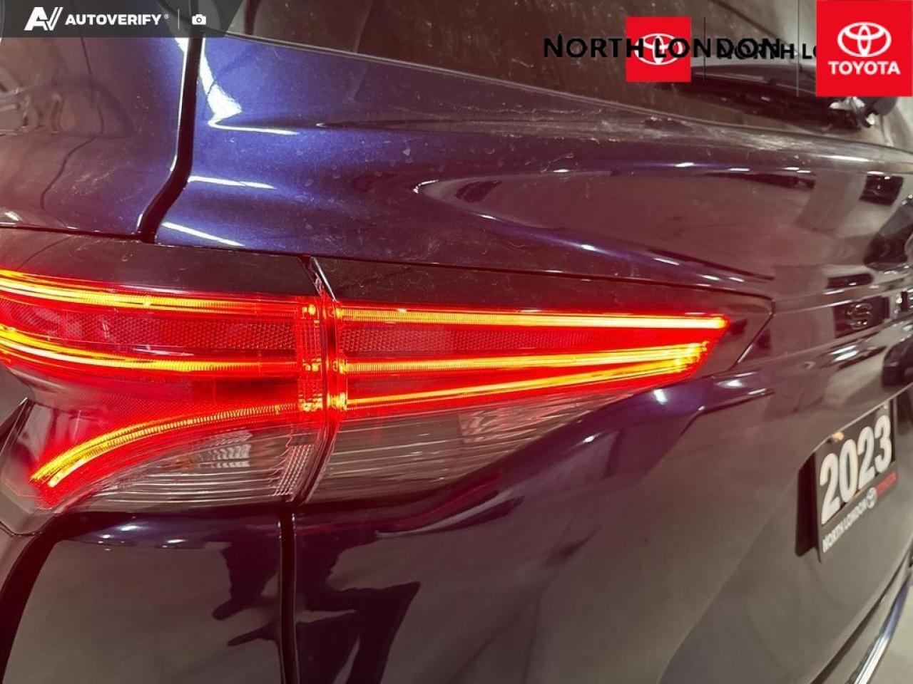 2023 Toyota Sienna XSE 7-Passenger 4dr Front-Wheel Drive Passenger Van Photo