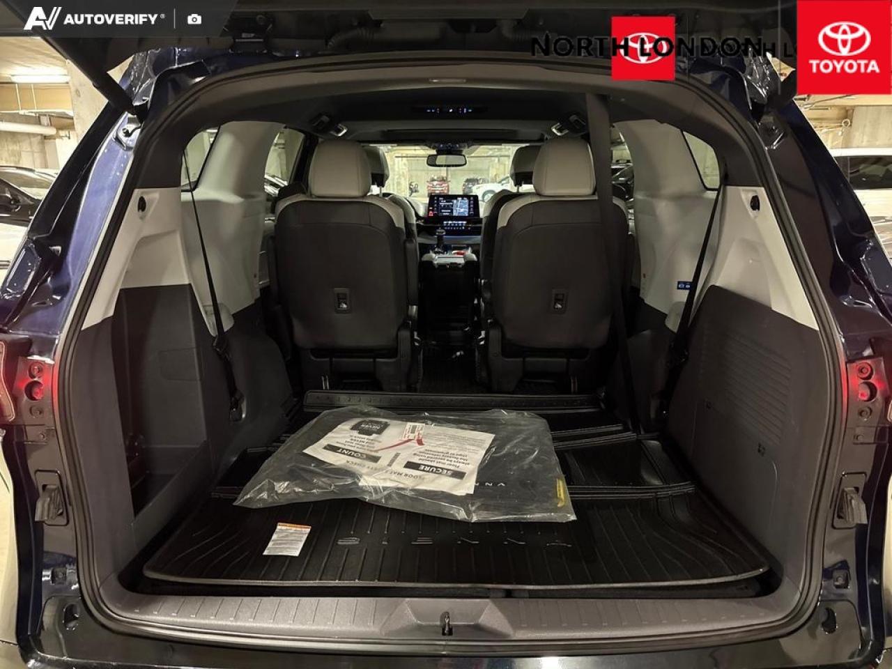 2023 Toyota Sienna XSE 7-Passenger 4dr Front-Wheel Drive Passenger Van Photo