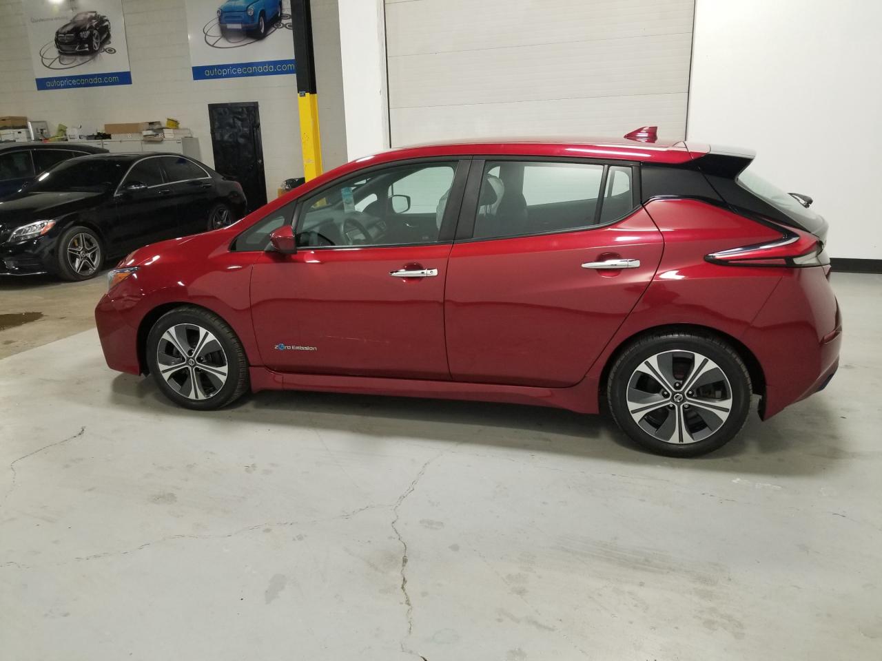 2019 Nissan Leaf SV 4dr Hatchback Photo