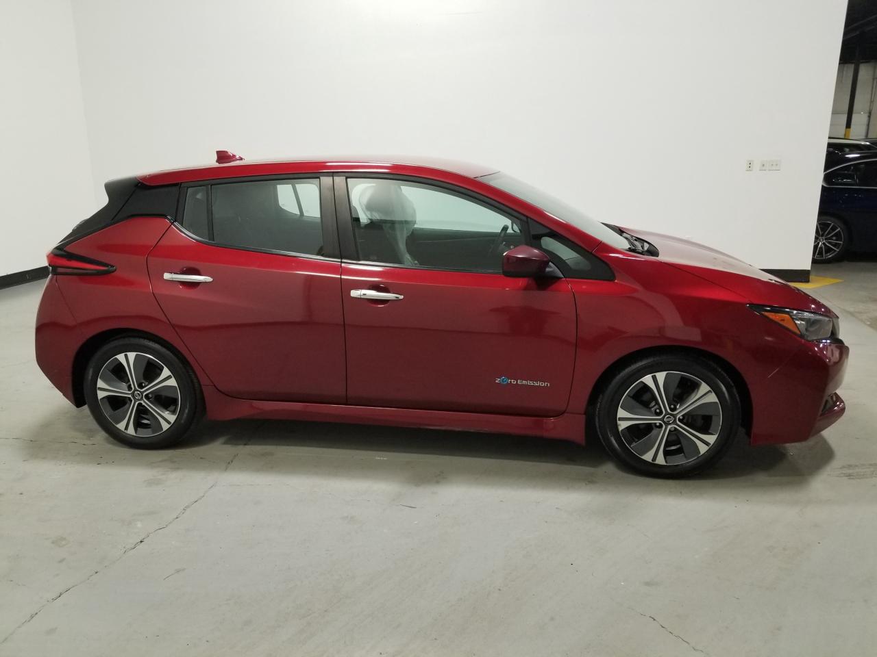 2019 Nissan Leaf SV 4dr Hatchback Photo