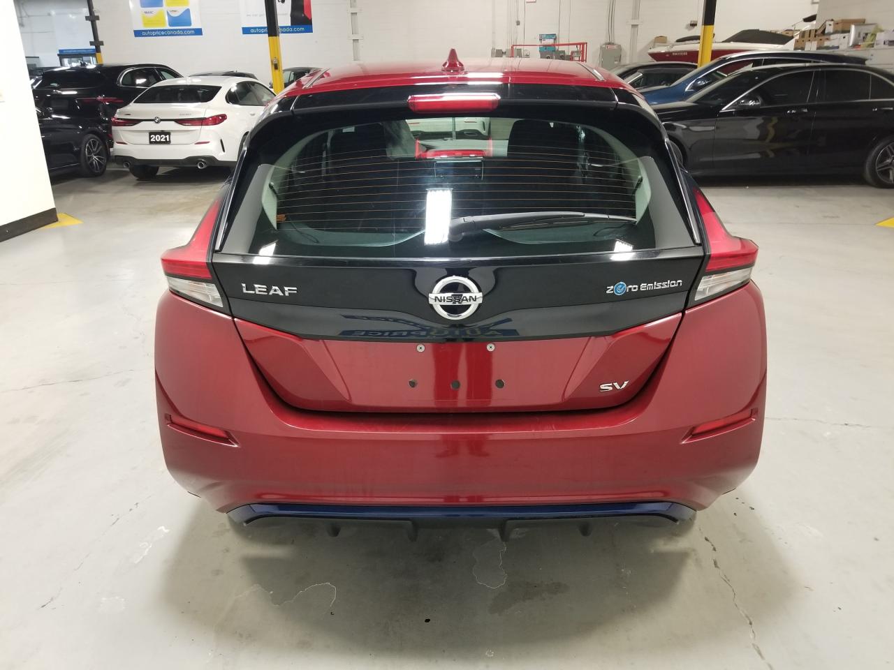 2019 Nissan Leaf SV 4dr Hatchback Photo
