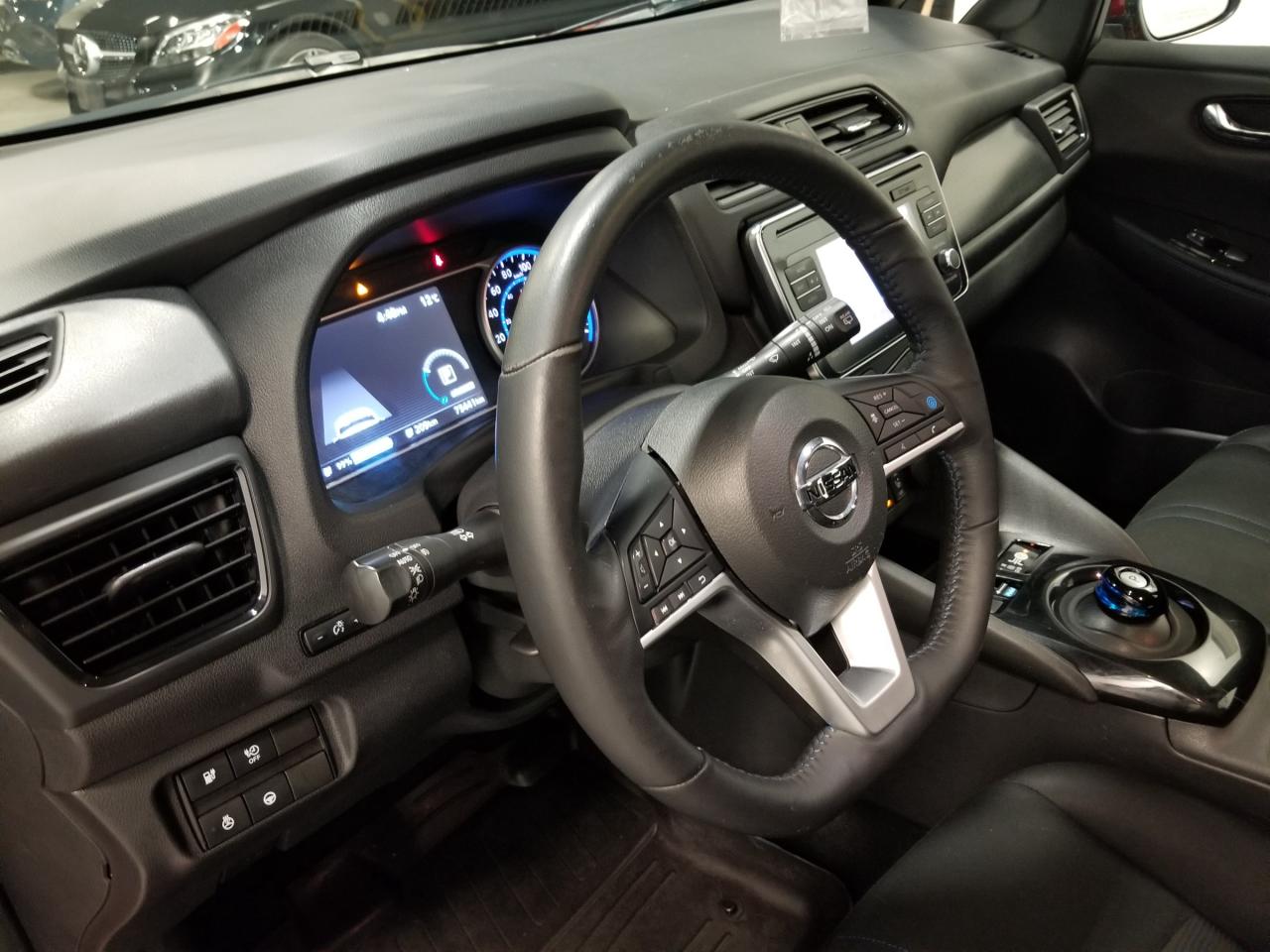 2019 Nissan Leaf SV 4dr Hatchback Photo