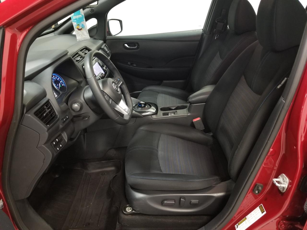 2019 Nissan Leaf SV 4dr Hatchback Photo