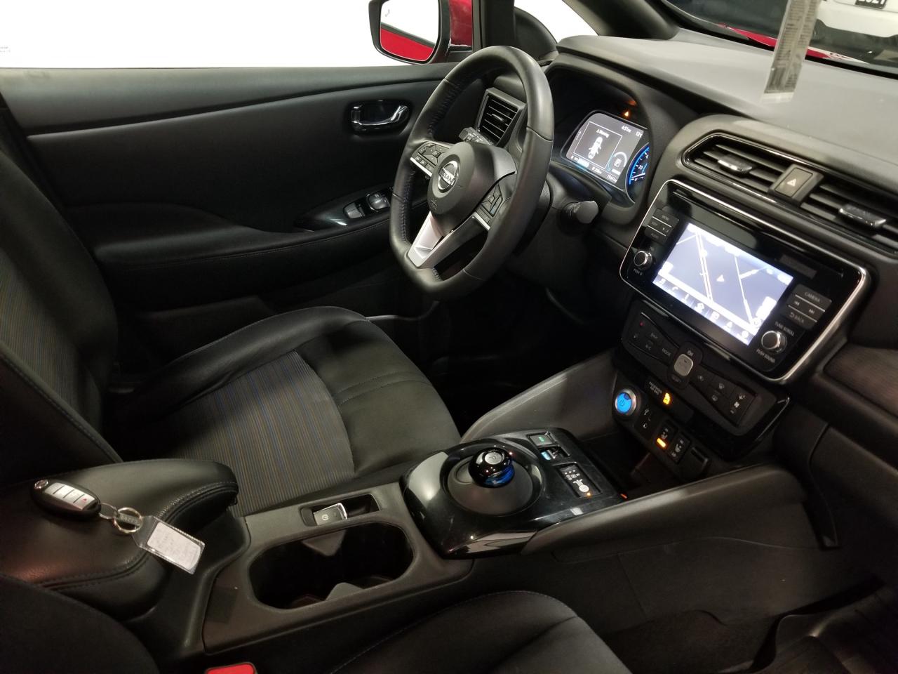 2019 Nissan Leaf SV 4dr Hatchback Photo