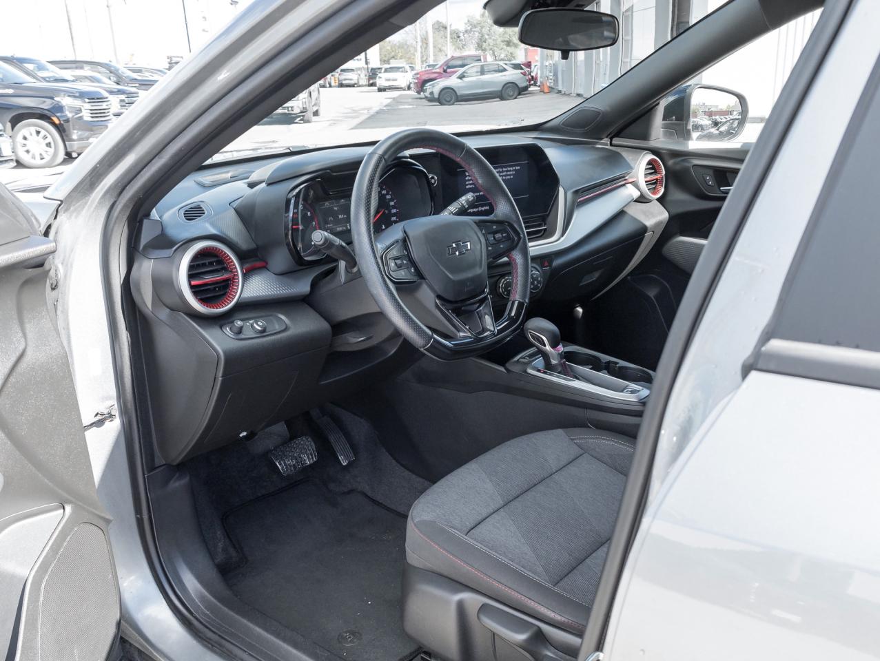 2024 Chevrolet Trax 1RS 4dr Front-Wheel Drive Photo