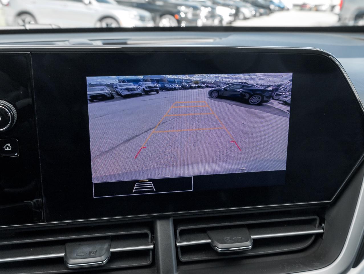 2024 Chevrolet Trax 1RS 4dr Front-Wheel Drive Photo