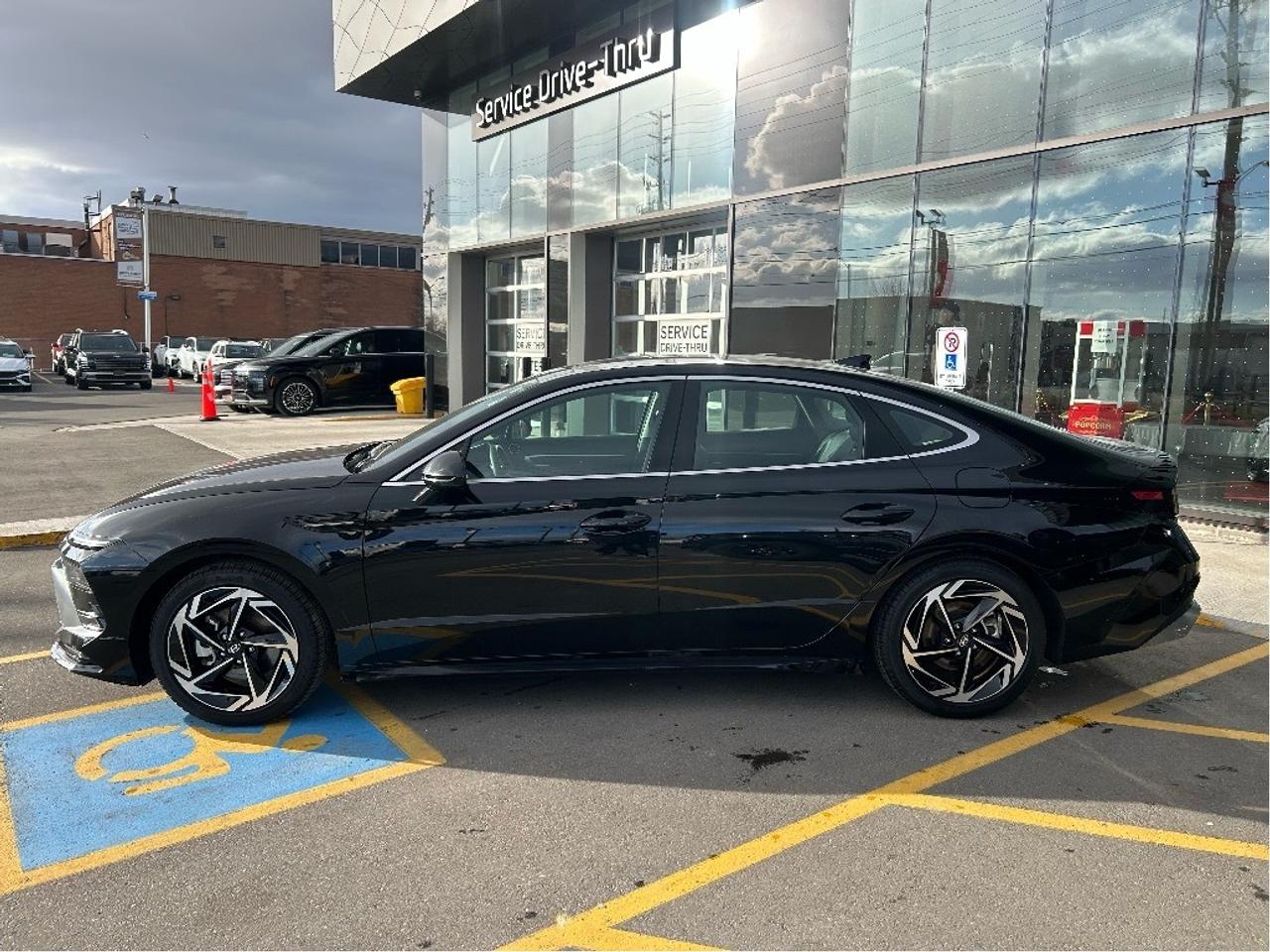 2025 Hyundai Sonata 2.5L Preferred-Trend AWD   Starting from 4.69% OAC Photo