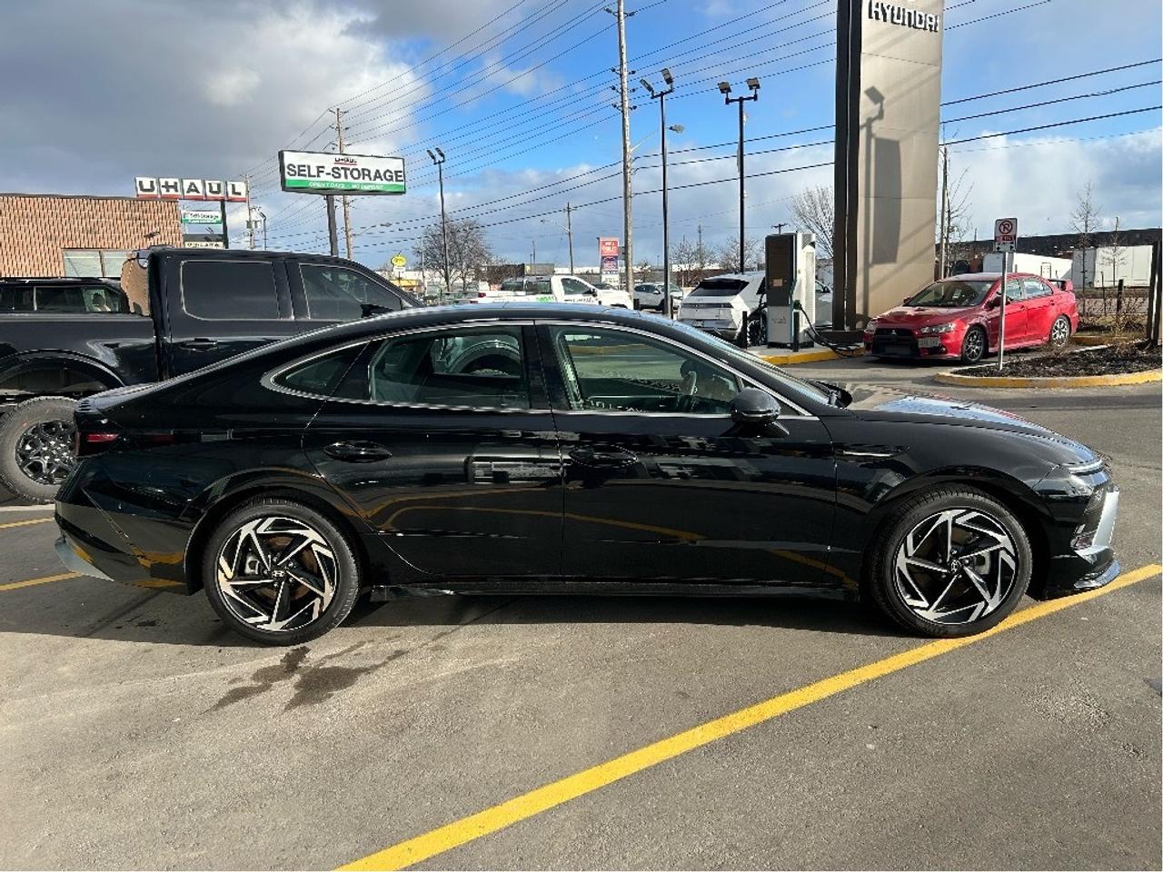 2025 Hyundai Sonata 2.5L Preferred-Trend AWD   Starting from 4.69% OAC Photo