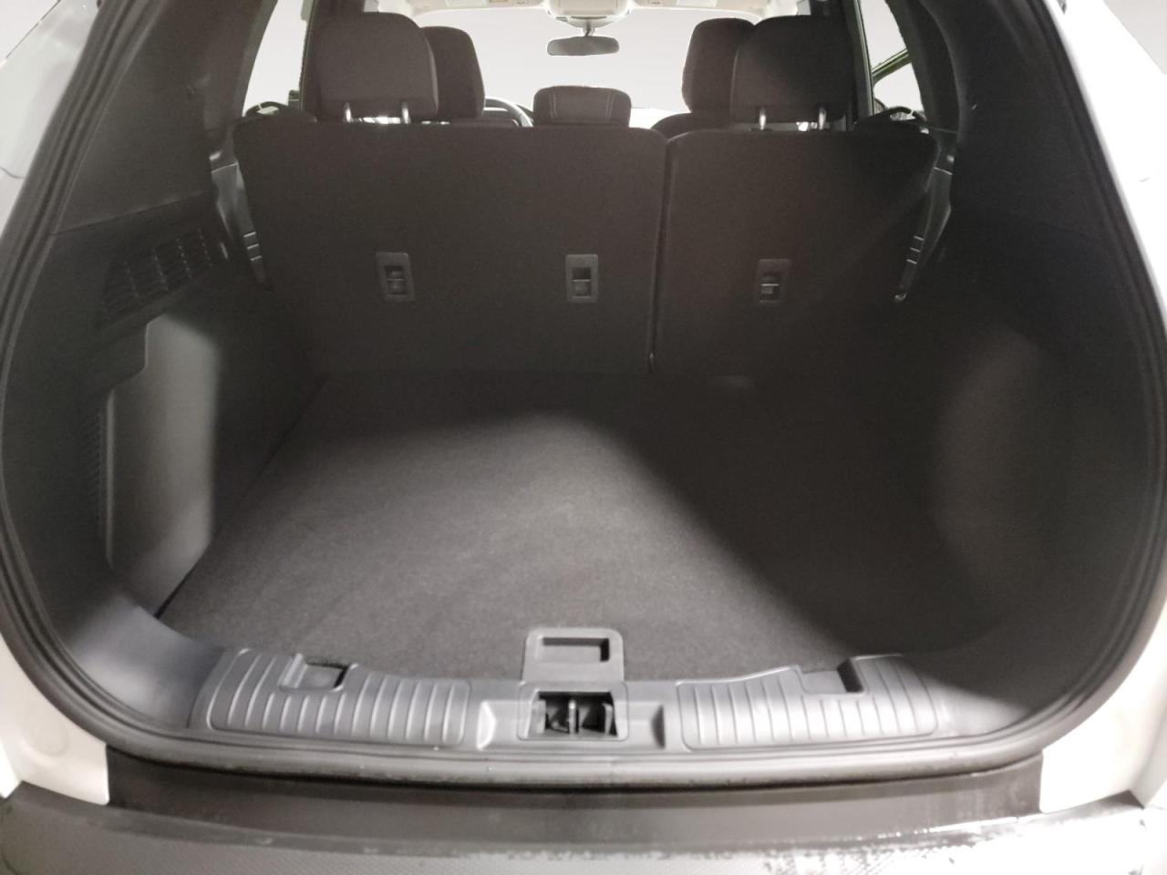 2025 Ford Escape Active 4dr Front-Wheel Drive Photo