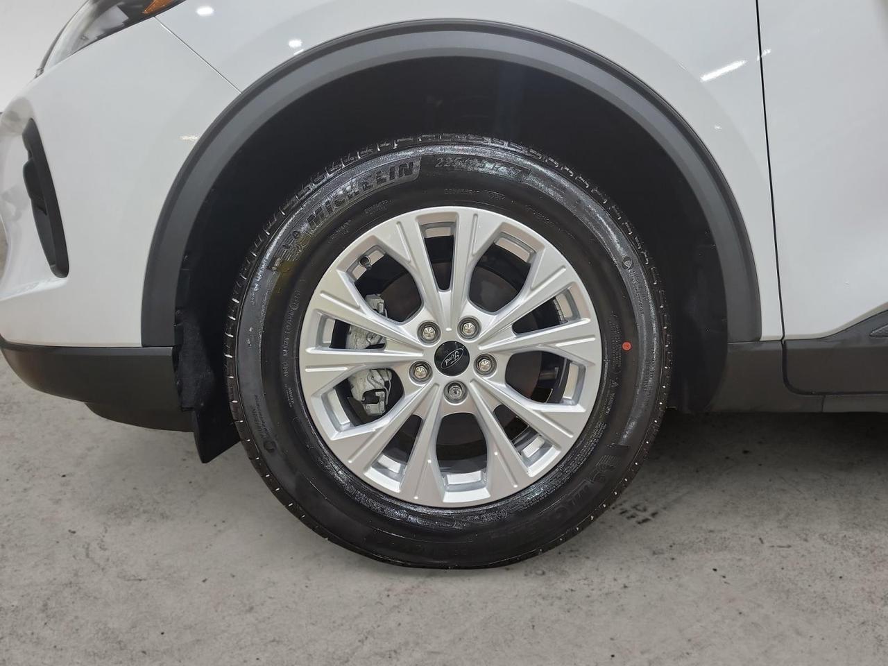 2025 Ford Escape Active 4dr Front-Wheel Drive Photo