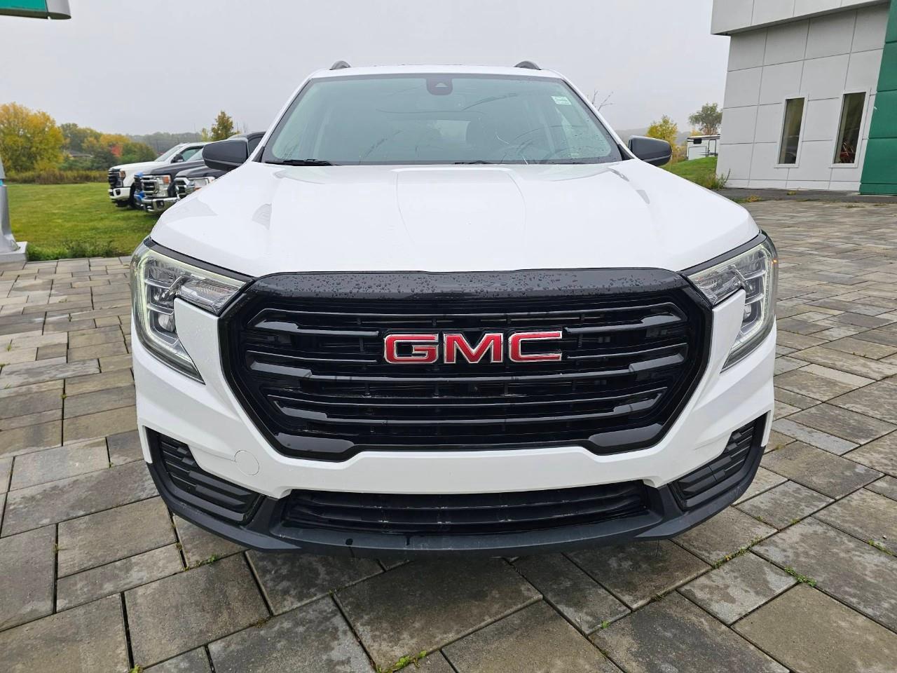 2023 GMC Terrain SLE All-wheel Drive Photo