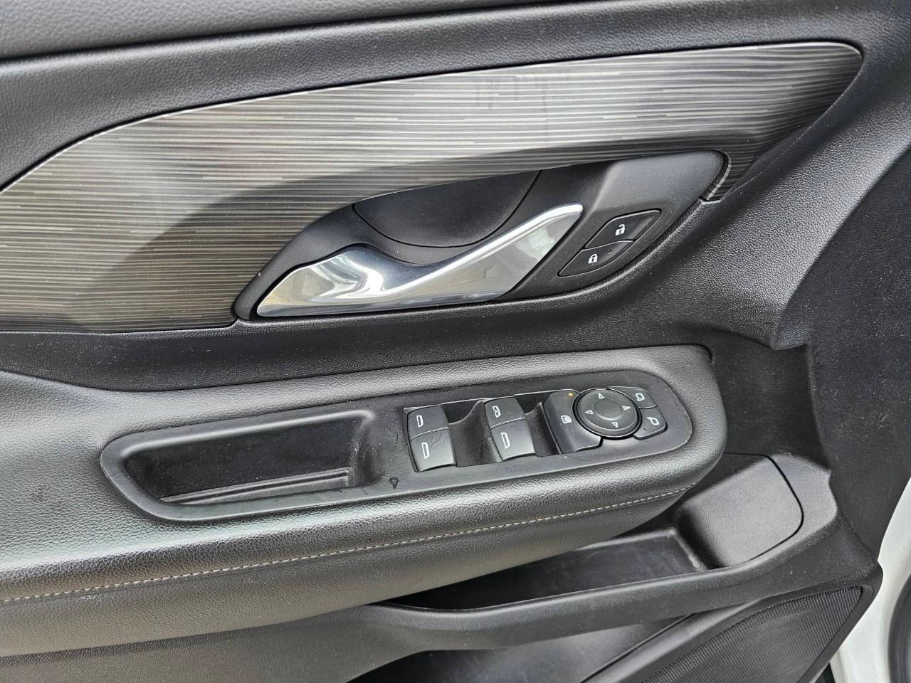 2023 GMC Terrain SLE All-wheel Drive Photo